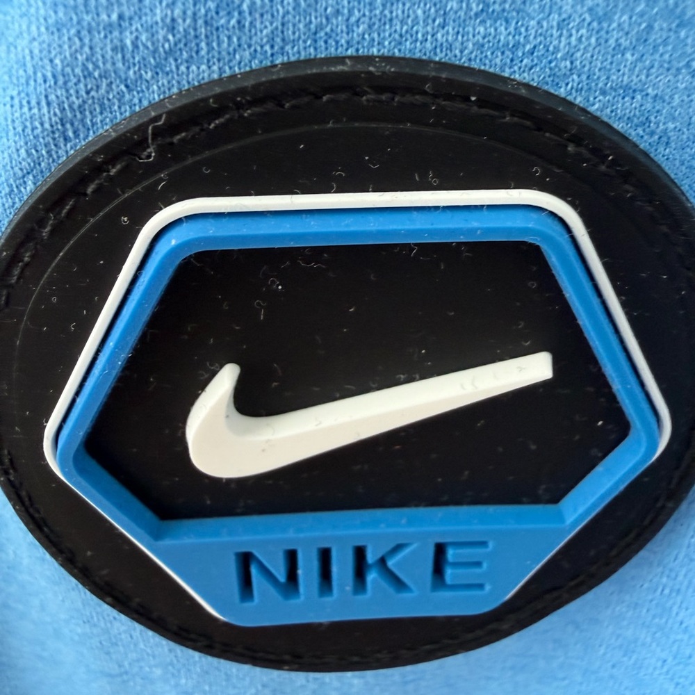 Nike Men's Light Blue and White Short Sleeve Tee - Picture 3 of 5